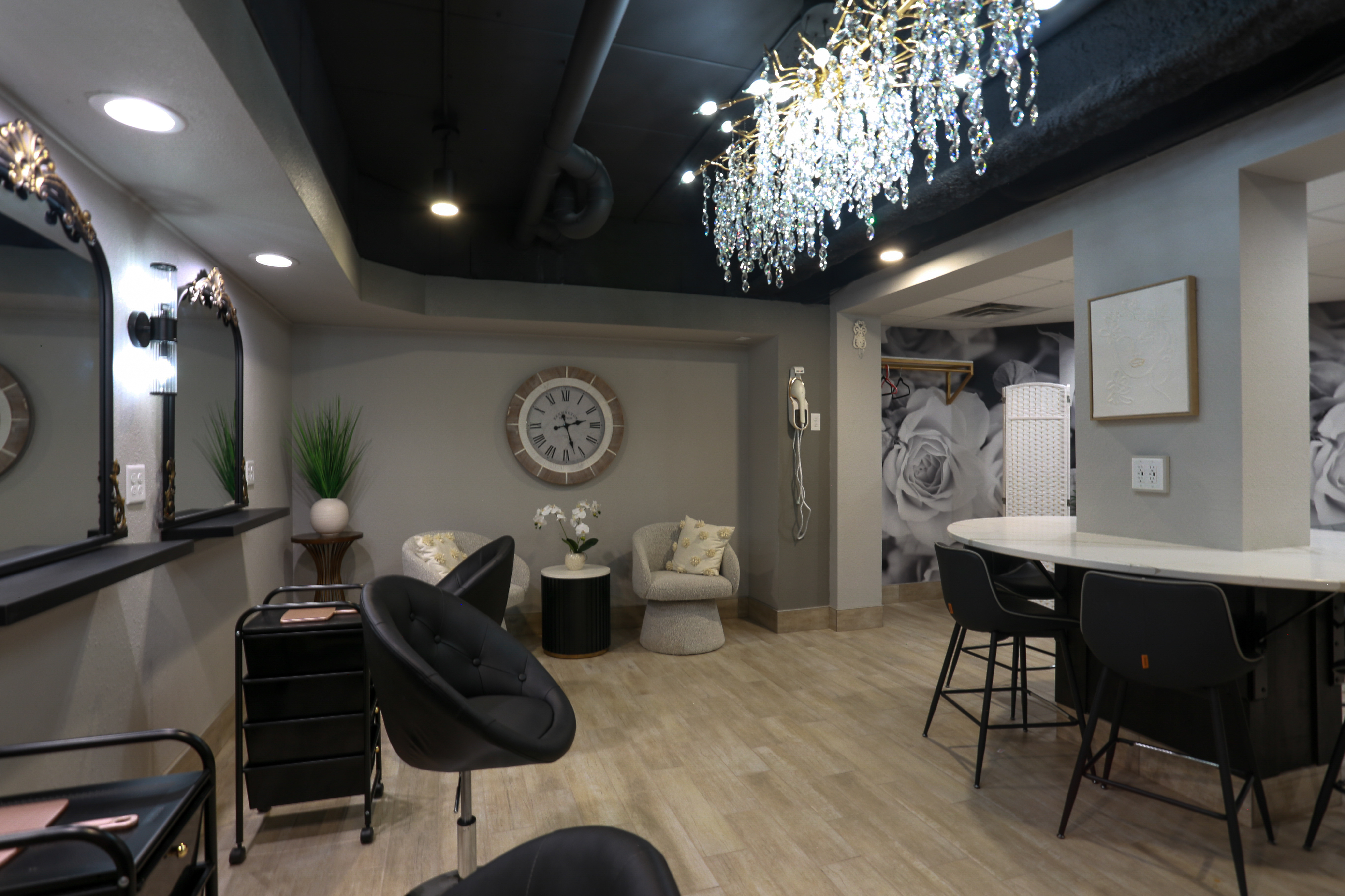 Bridal Suite   View From Bridal Mirror