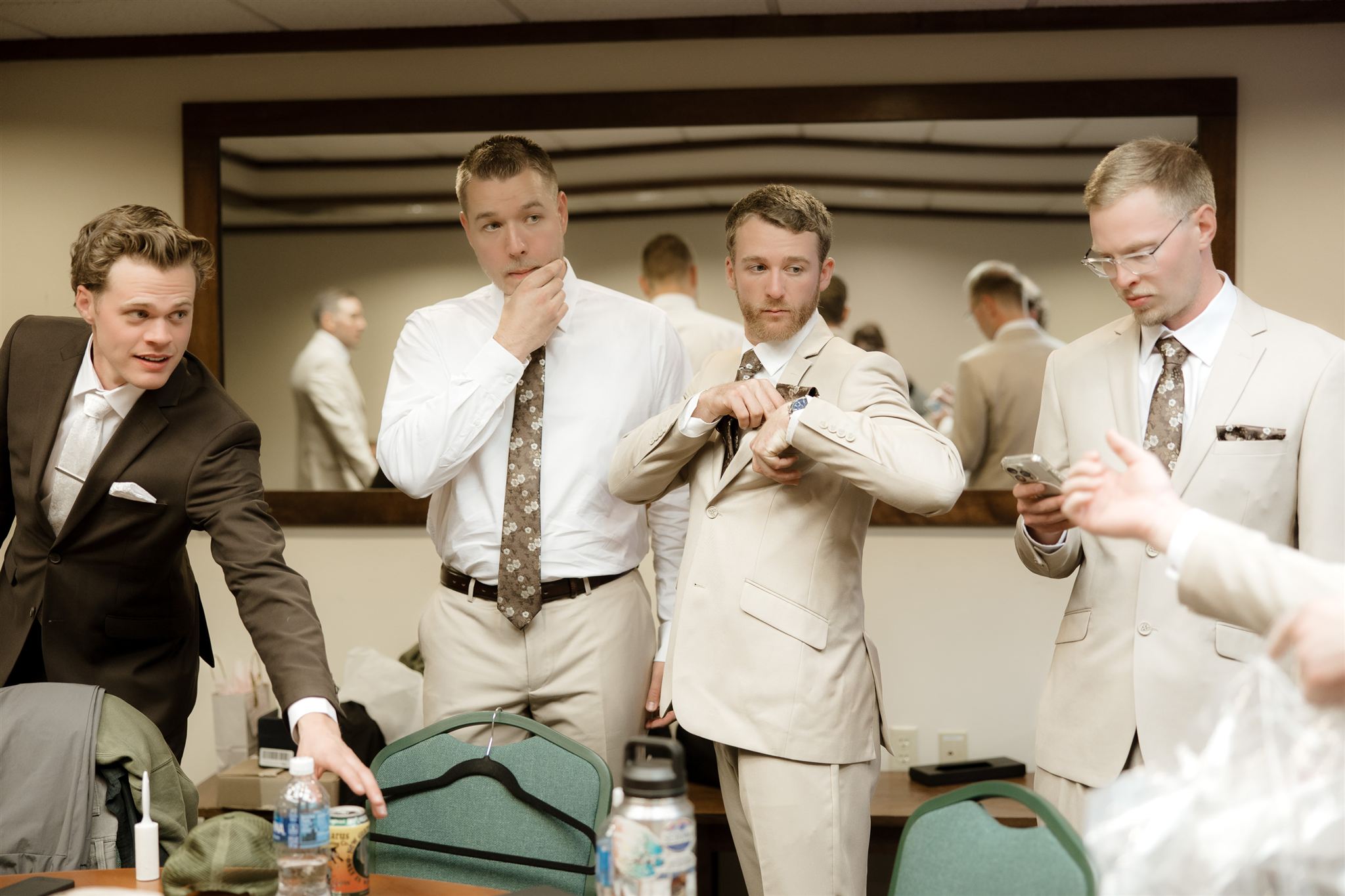 Groom Gettingready 3 Websize